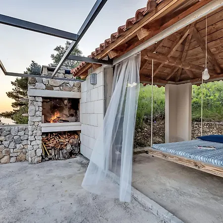 Rita Mit Blick Auf Wasser By Interhome *