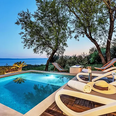 Feriehus Rita Mit Blick Auf Wasser By Interhome *