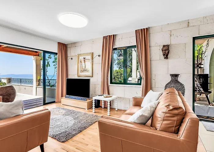 Rita Mit Blick Auf Wasser By Interhome *