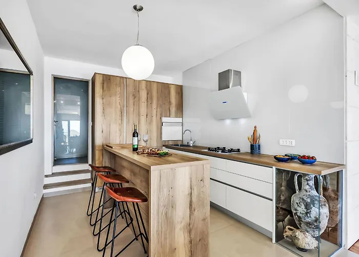 Feriehus Rita Mit Blick Auf Wasser By Interhome