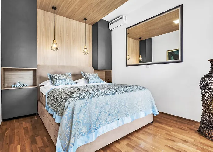 Feriehus Rita Mit Blick Auf Wasser By Interhome Makarska