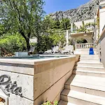 Rita Mit Blick Auf Wasser By Interhome * Makarska