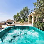 Rita Mit Blick Auf Wasser By Interhome