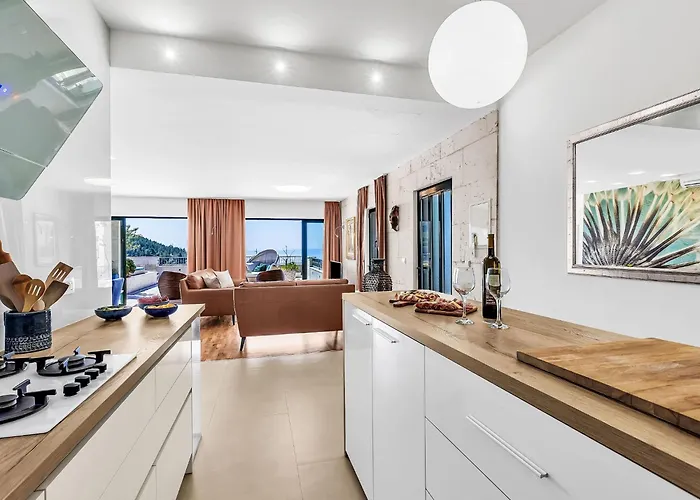 Rita Mit Blick Auf Wasser By Interhome 度假居 *