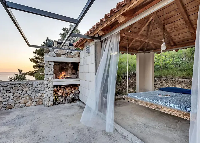 Rita Mit Blick Auf Wasser By Interhome *