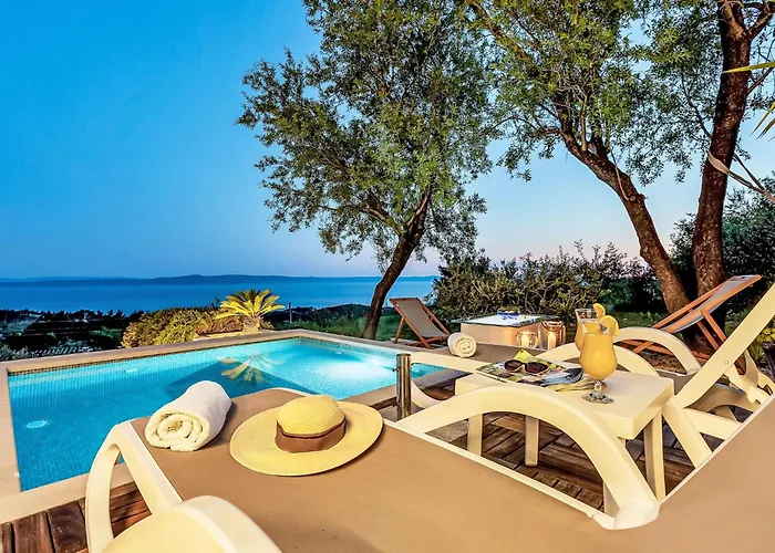 Rita Mit Blick Auf Wasser By Interhome 度假居