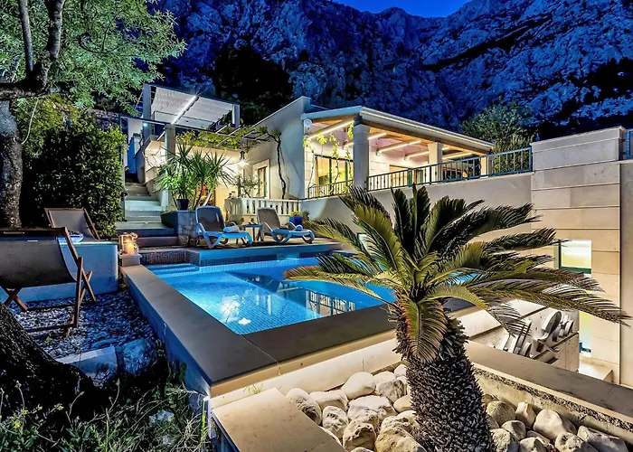 Rita Mit Blick Auf Wasser By Interhome Makarska