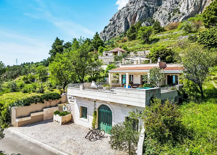 Rita Mit Blick Auf Wasser By Interhome 度假居